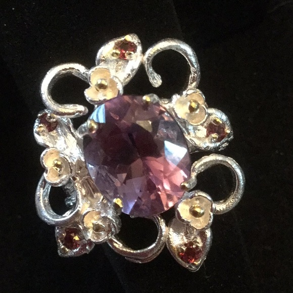 Stunning Genuine Amethyst & Garnet Ring